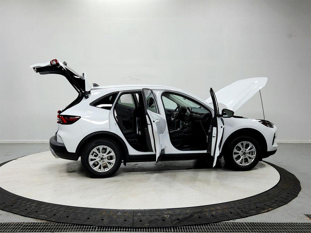 new 2026 Ford Escape car, priced at $30,952