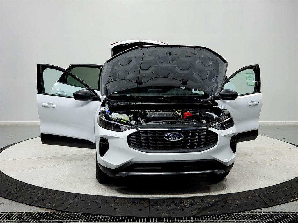 new 2026 Ford Escape car, priced at $30,952