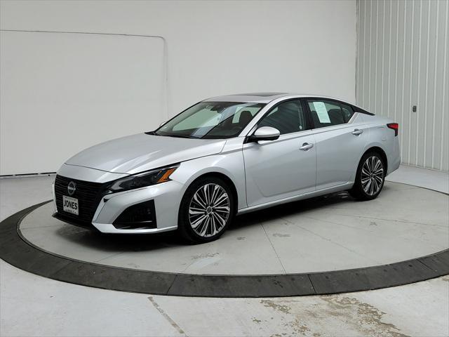 used 2023 Nissan Altima car, priced at $23,911