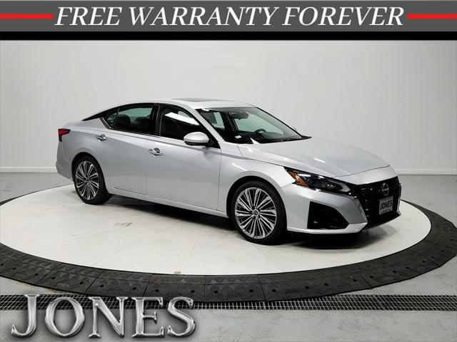 used 2023 Nissan Altima car, priced at $20,255