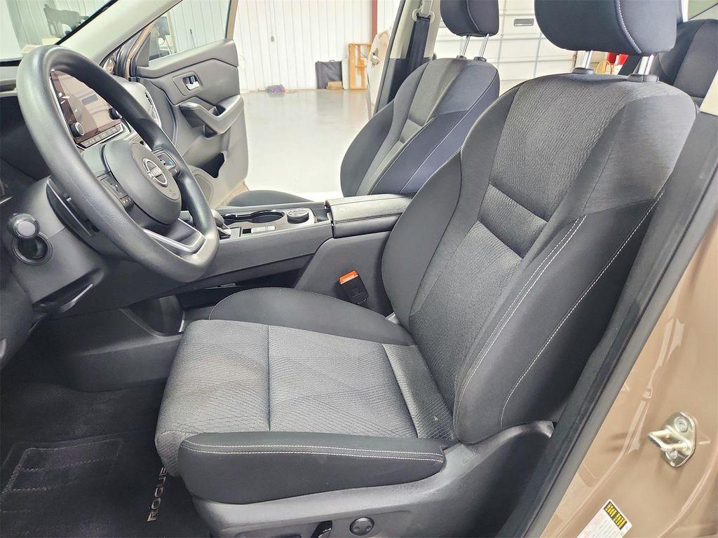 used 2024 Nissan Rogue car, priced at $22,904