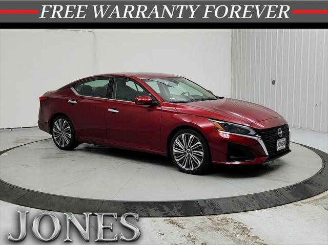 used 2023 Nissan Altima car, priced at $23,946