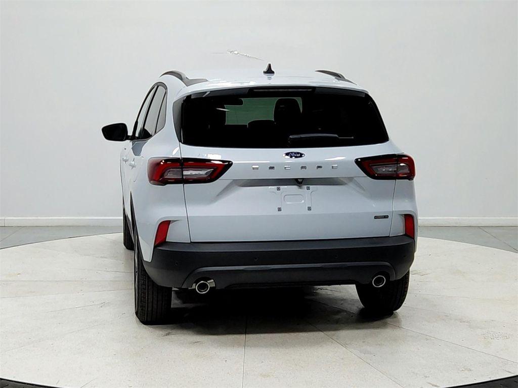 new 2026 Ford Escape car, priced at $33,559