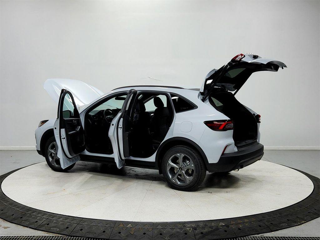 new 2026 Ford Escape car, priced at $33,559