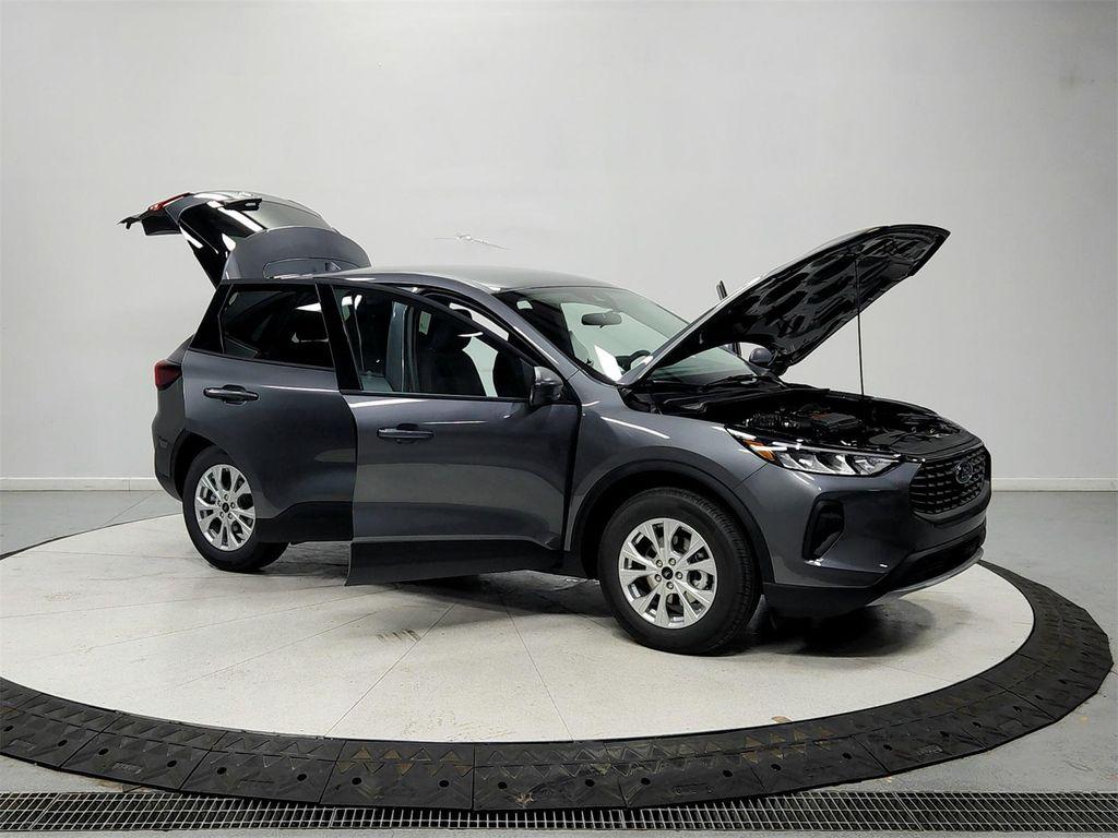 new 2026 Ford Escape car, priced at $29,551