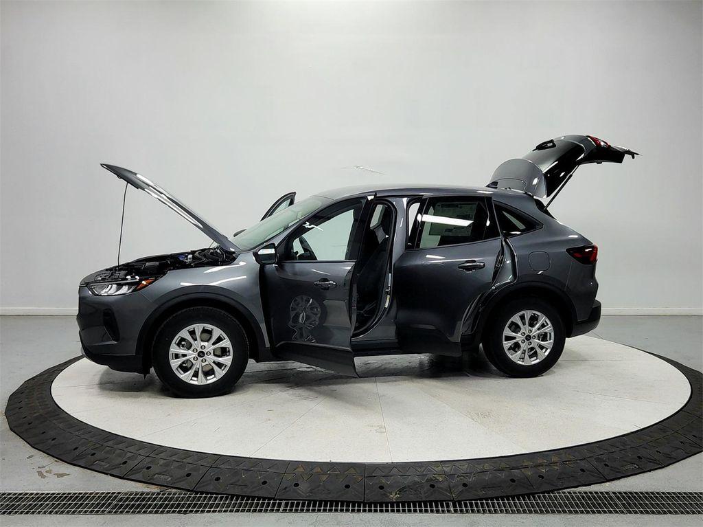 new 2026 Ford Escape car, priced at $29,551