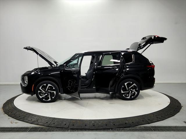 used 2024 Mitsubishi Outlander car, priced at $30,757
