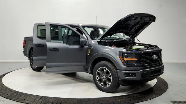 new 2025 Ford F-150 car, priced at $42,077