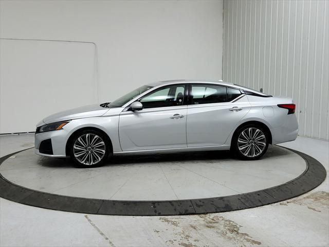 used 2023 Nissan Altima car, priced at $24,265