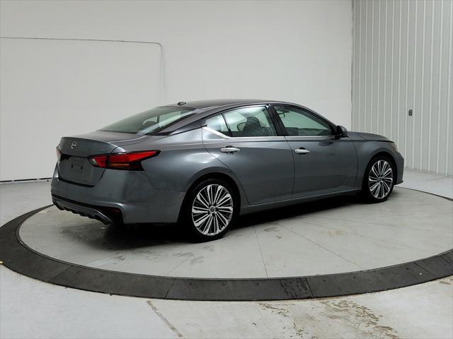 used 2023 Nissan Altima car, priced at $24,209