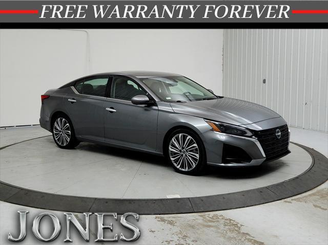 used 2023 Nissan Altima car, priced at $20,357