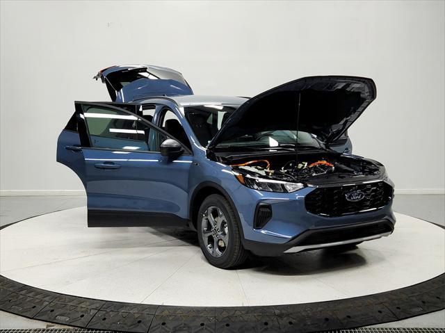 new 2025 Ford Escape car, priced at $33,675