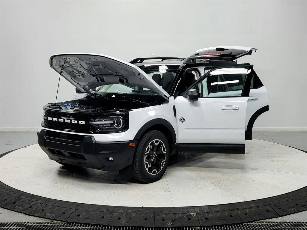 new 2025 Ford Bronco Sport car, priced at $34,604