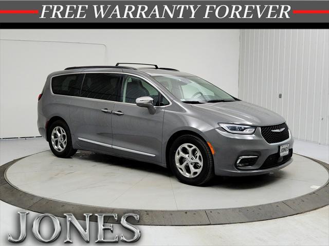 used 2022 Chrysler Pacifica car, priced at $25,403