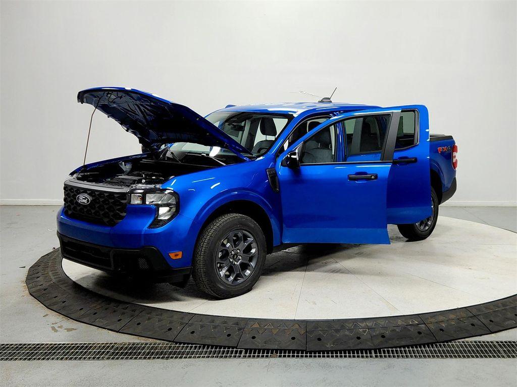 new 2025 Ford Maverick car, priced at $33,376