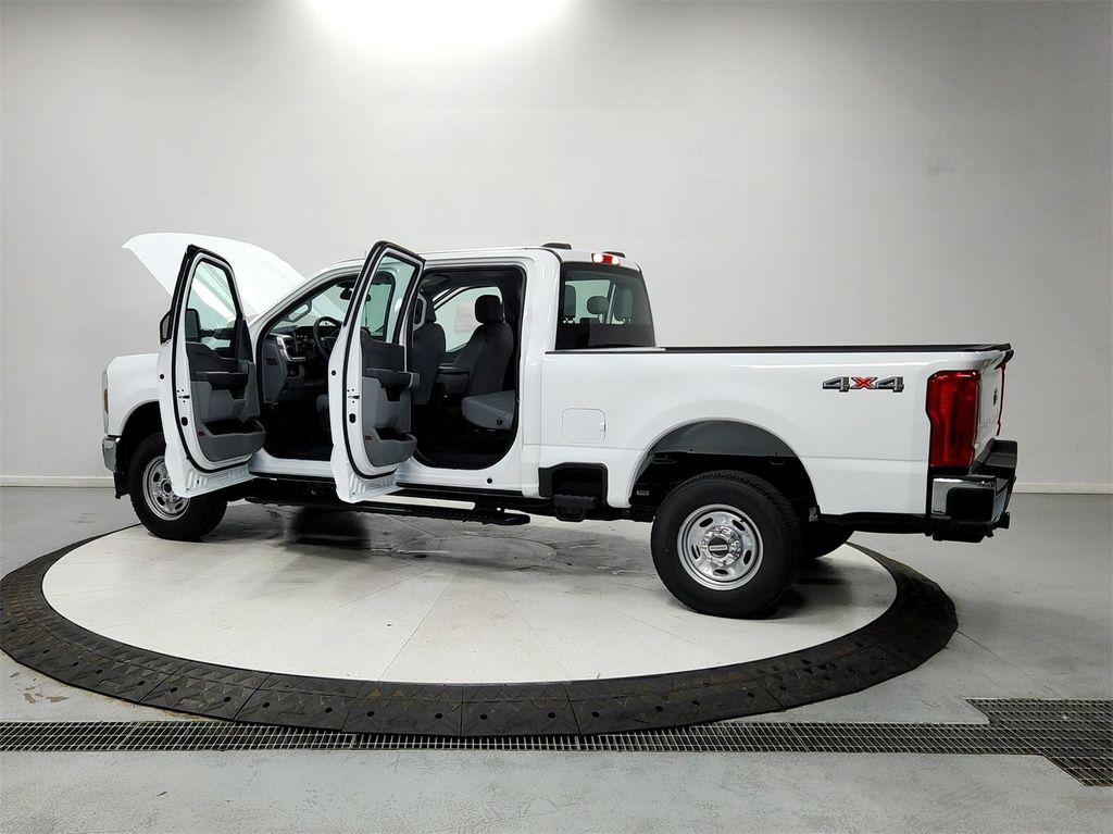 new 2025 Ford F-250 car, priced at $51,085