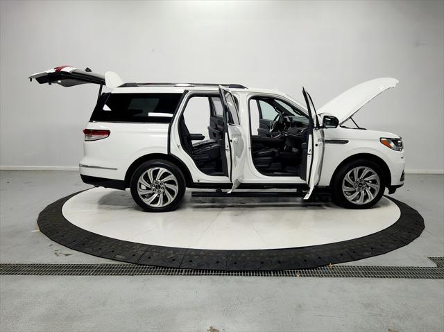 used 2022 Lincoln Navigator car, priced at $55,320