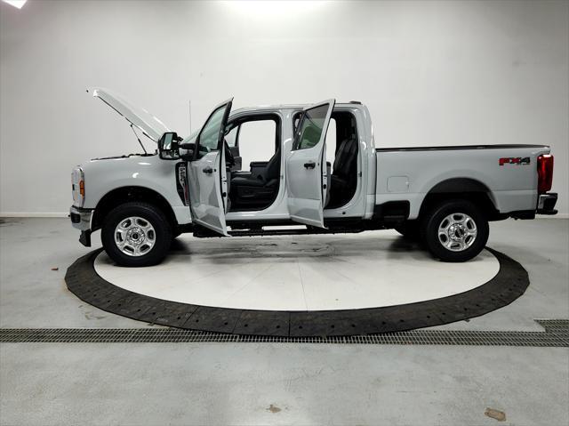 new 2025 Ford F-250 car, priced at $57,752