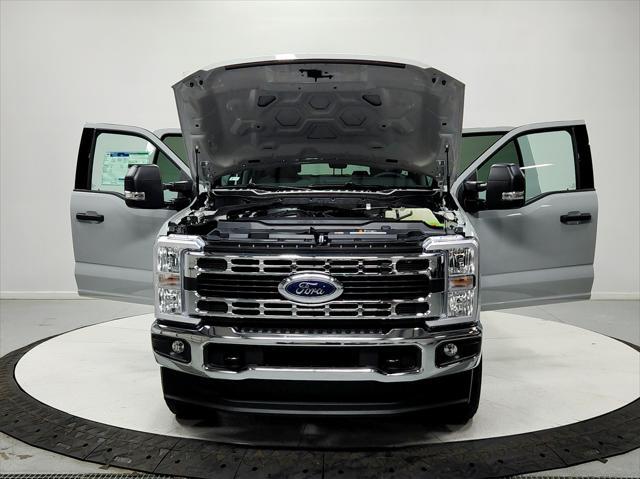 new 2025 Ford F-250 car, priced at $57,752