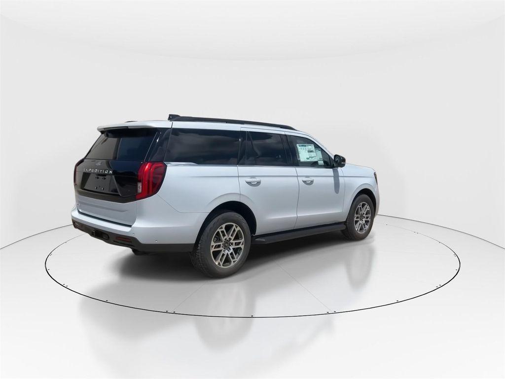 new 2025 Ford Expedition car, priced at $69,644