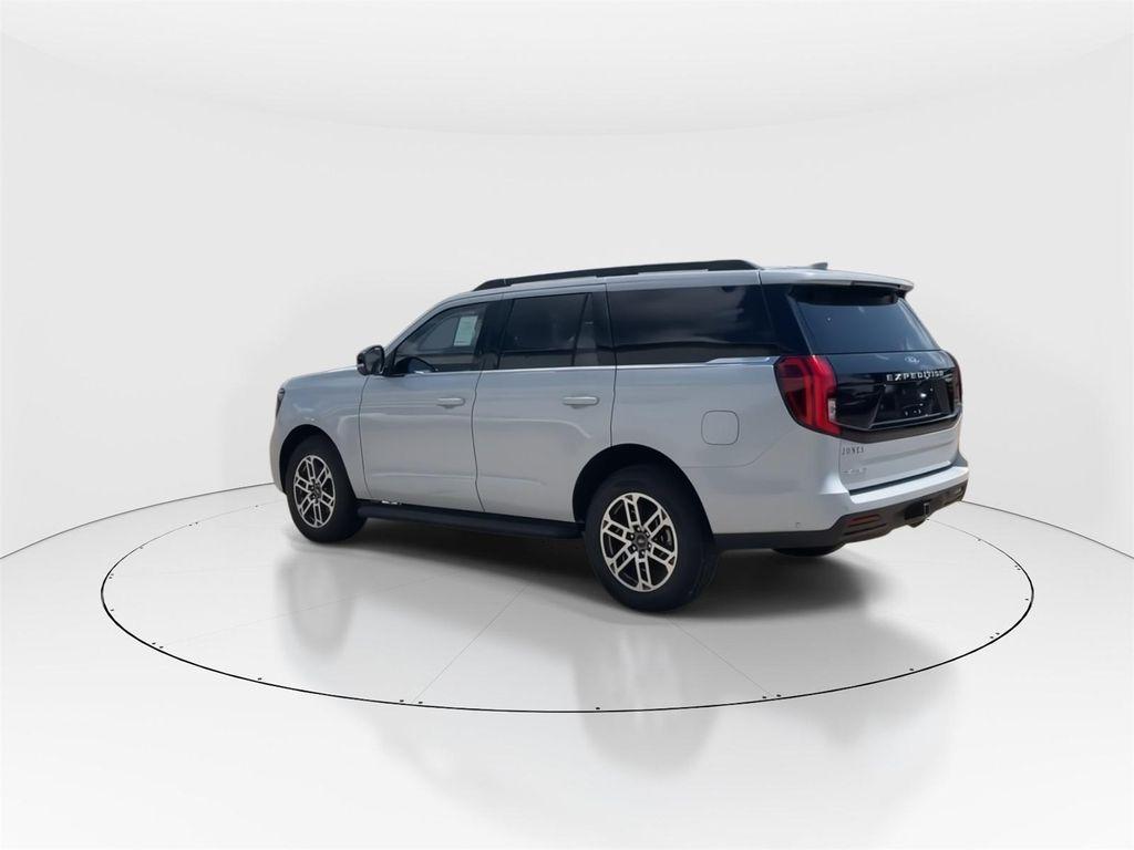 new 2025 Ford Expedition car, priced at $69,644