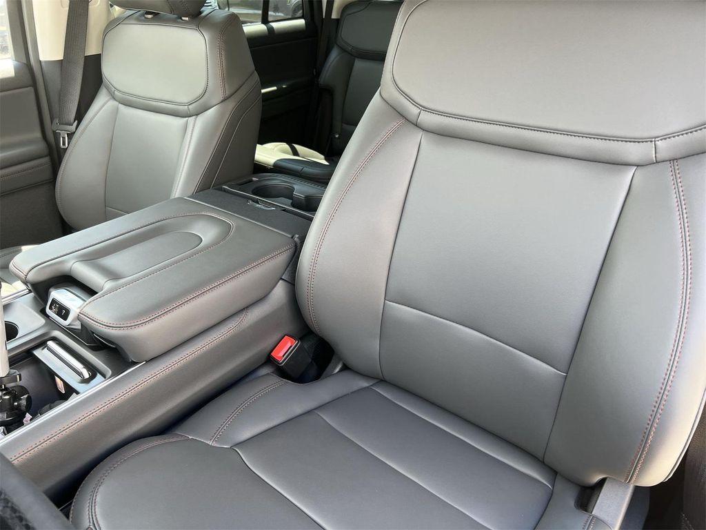 new 2025 Ford Expedition car, priced at $69,644