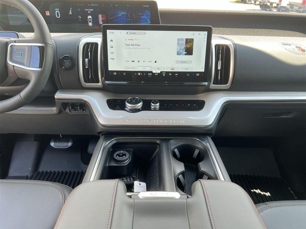 new 2025 Ford Expedition car, priced at $69,644