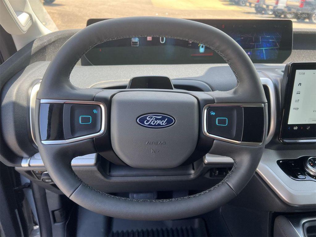 new 2025 Ford Expedition car, priced at $69,644