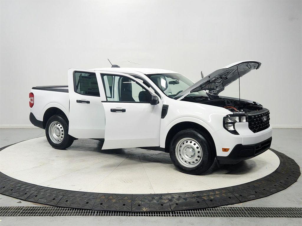 new 2025 Ford Maverick car, priced at $31,023