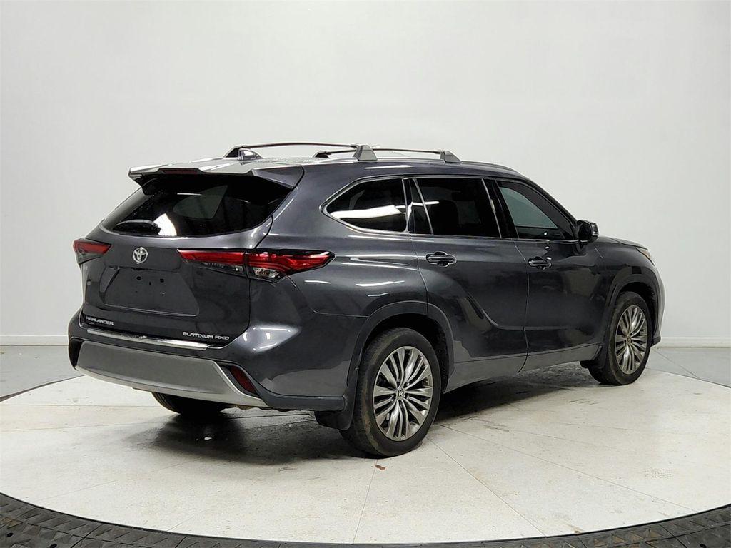 used 2020 Toyota Highlander car, priced at $28,240