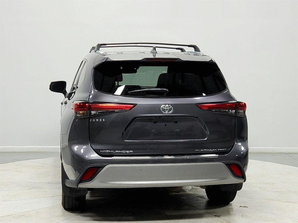 used 2020 Toyota Highlander car, priced at $28,240