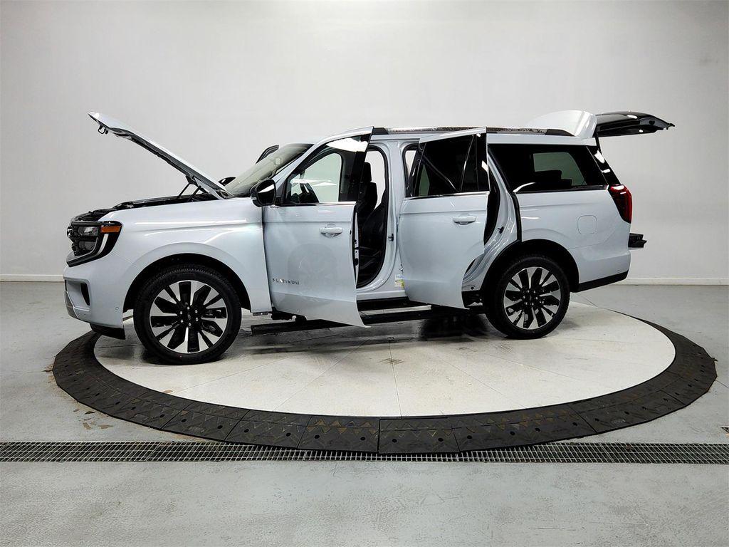 new 2025 Ford Expedition car, priced at $76,761