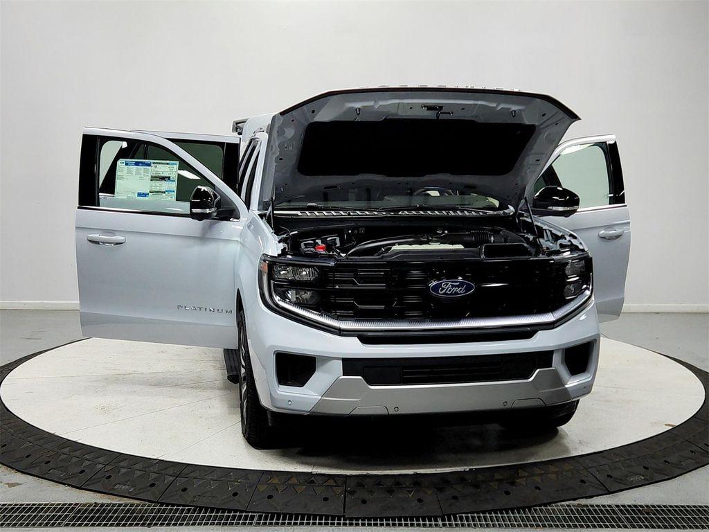 new 2025 Ford Expedition car, priced at $76,761
