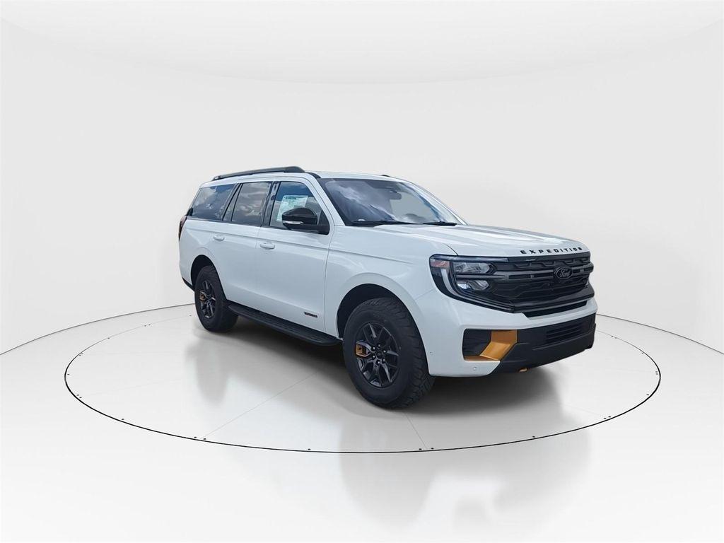 new 2025 Ford Expedition car, priced at $81,323