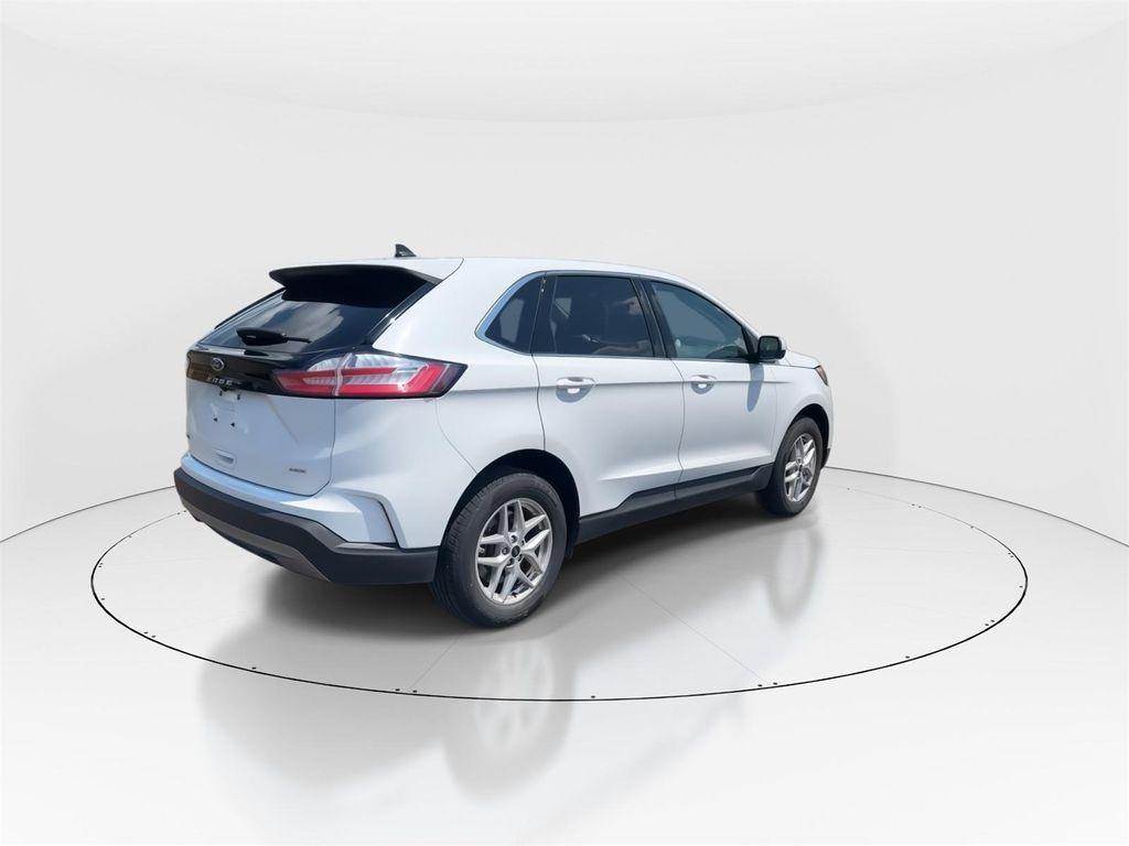 used 2024 Ford Edge car, priced at $23,114