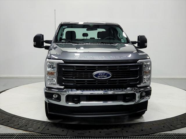 new 2025 Ford F-250 car, priced at $60,661
