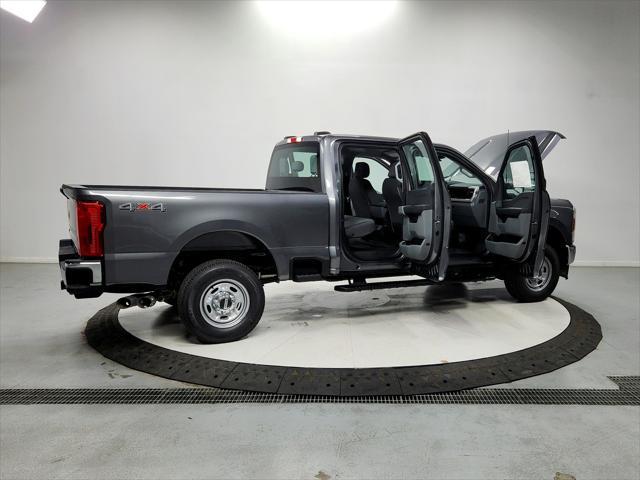 new 2025 Ford F-250 car, priced at $60,661