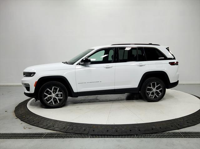 used 2024 Jeep Grand Cherokee car, priced at $37,638