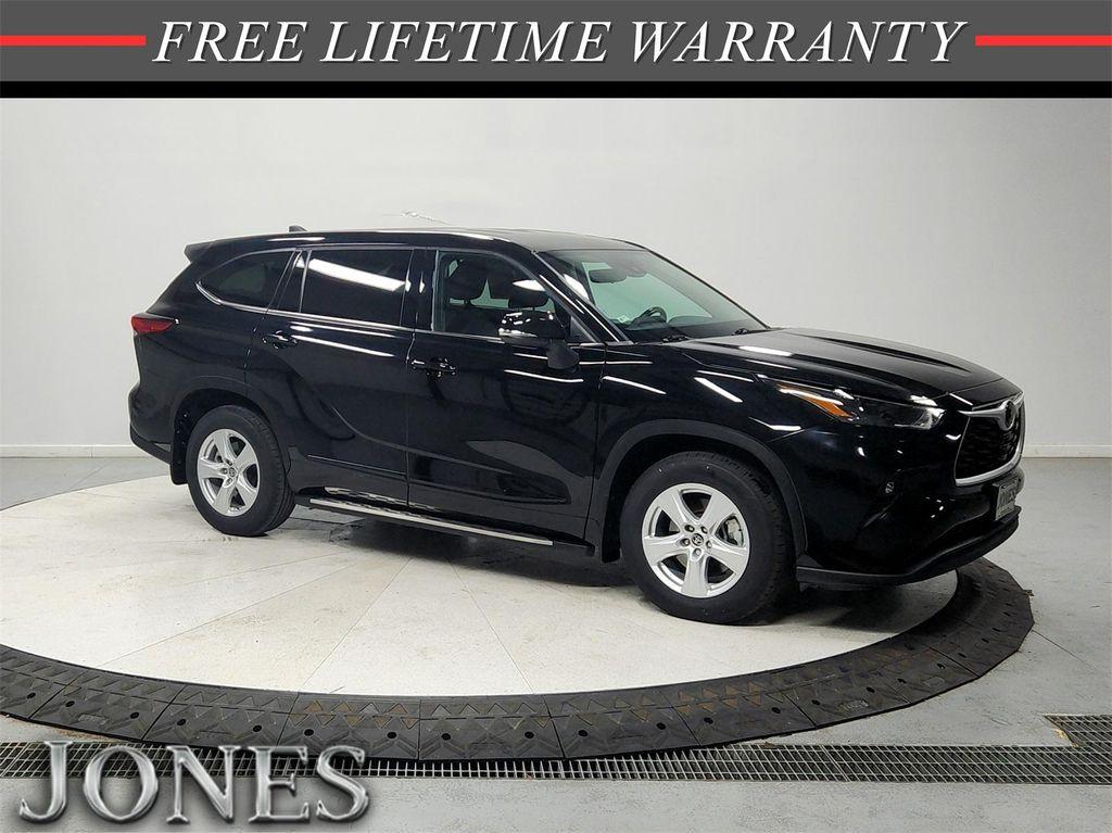 used 2022 Toyota Highlander car, priced at $26,692