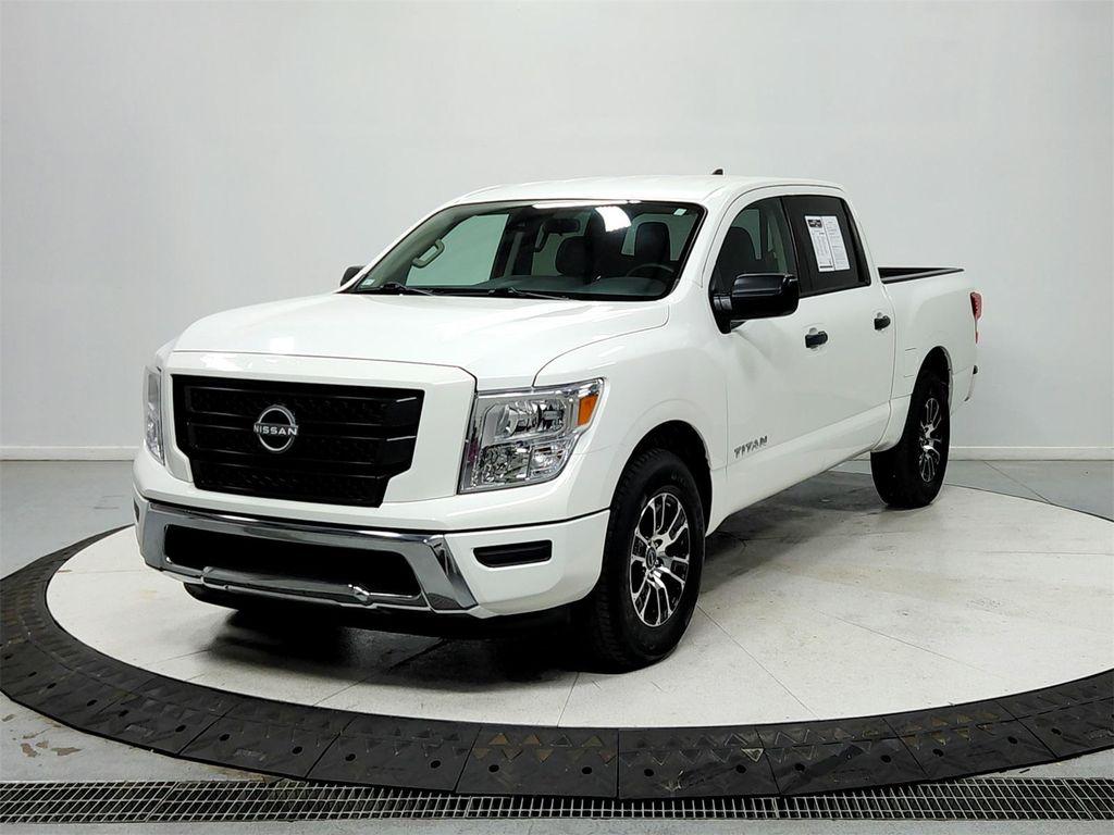 used 2023 Nissan Titan car, priced at $28,332