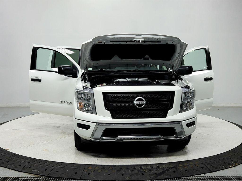 used 2023 Nissan Titan car, priced at $28,332