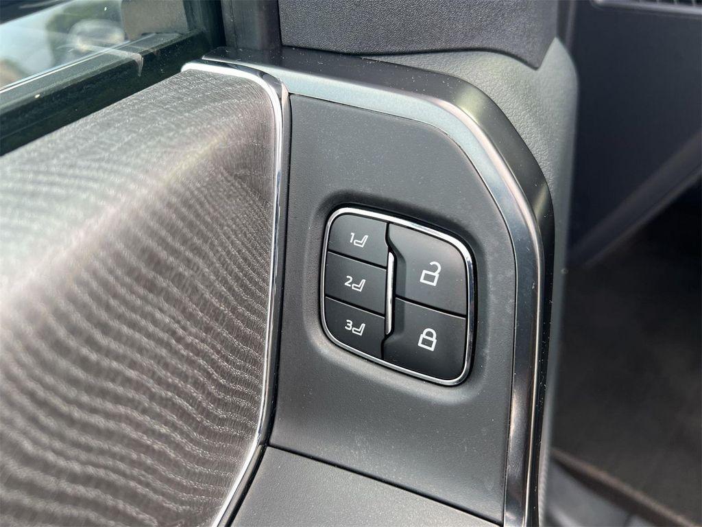 used 2021 Ford F-150 car, priced at $39,894