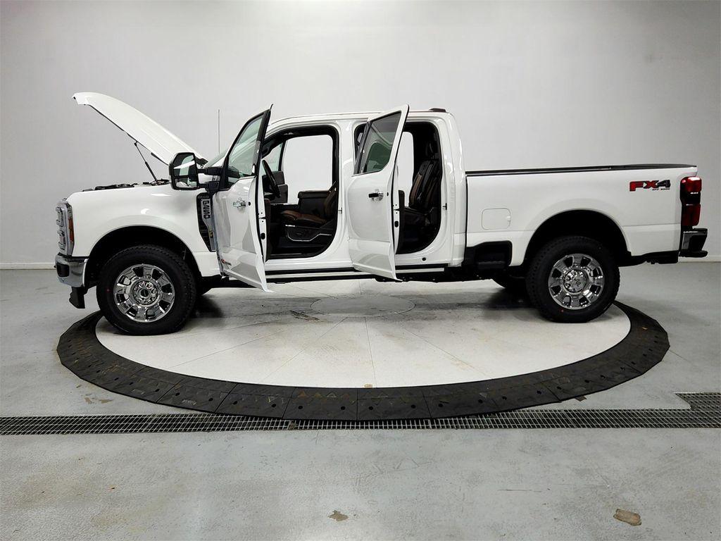 new 2025 Ford F-250 car, priced at $86,589