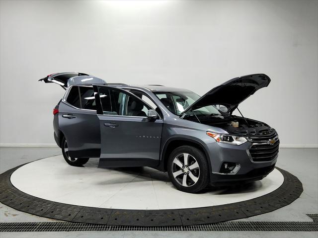 used 2020 Chevrolet Traverse car, priced at $18,423