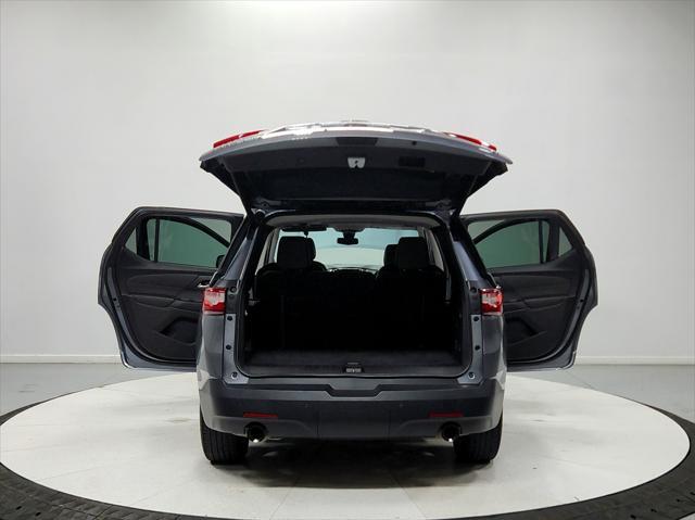 used 2020 Chevrolet Traverse car, priced at $18,423