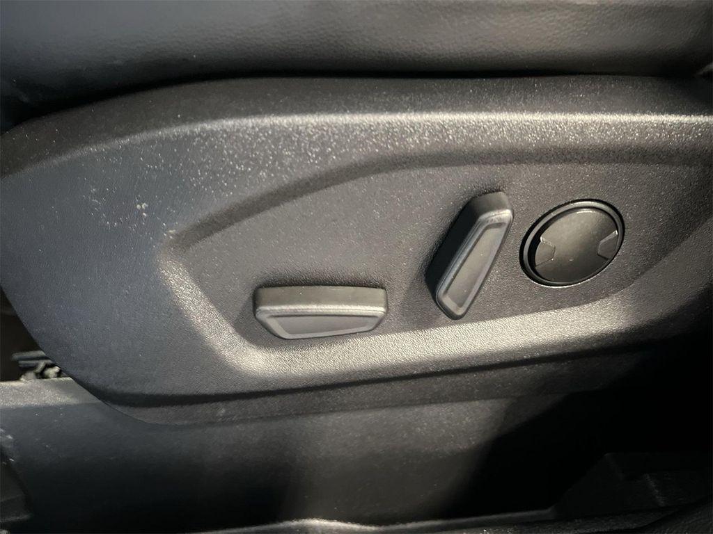 used 2024 Ford Edge car, priced at $23,155