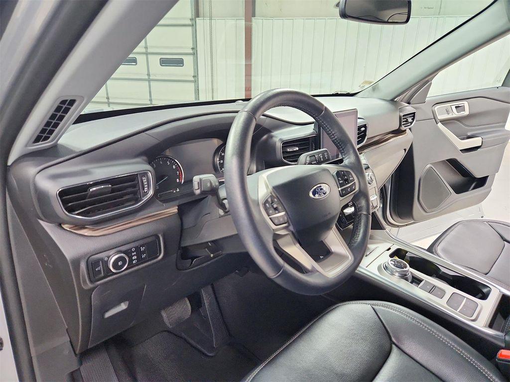 used 2024 Ford Explorer car, priced at $32,993