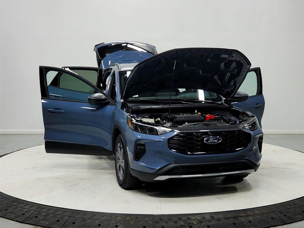 new 2026 Ford Escape car, priced at $33,166