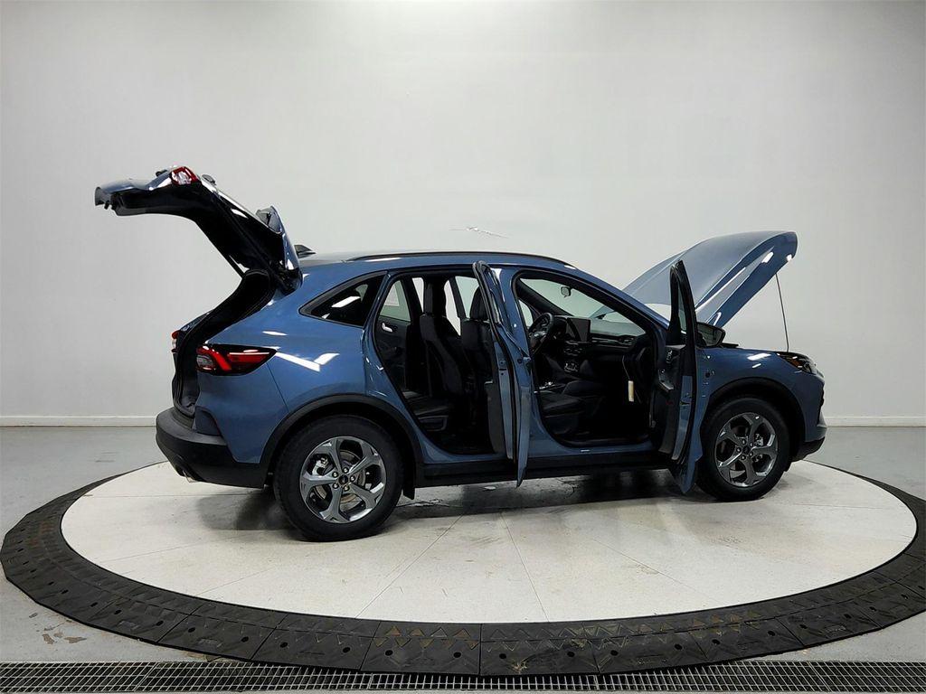 new 2026 Ford Escape car, priced at $33,166