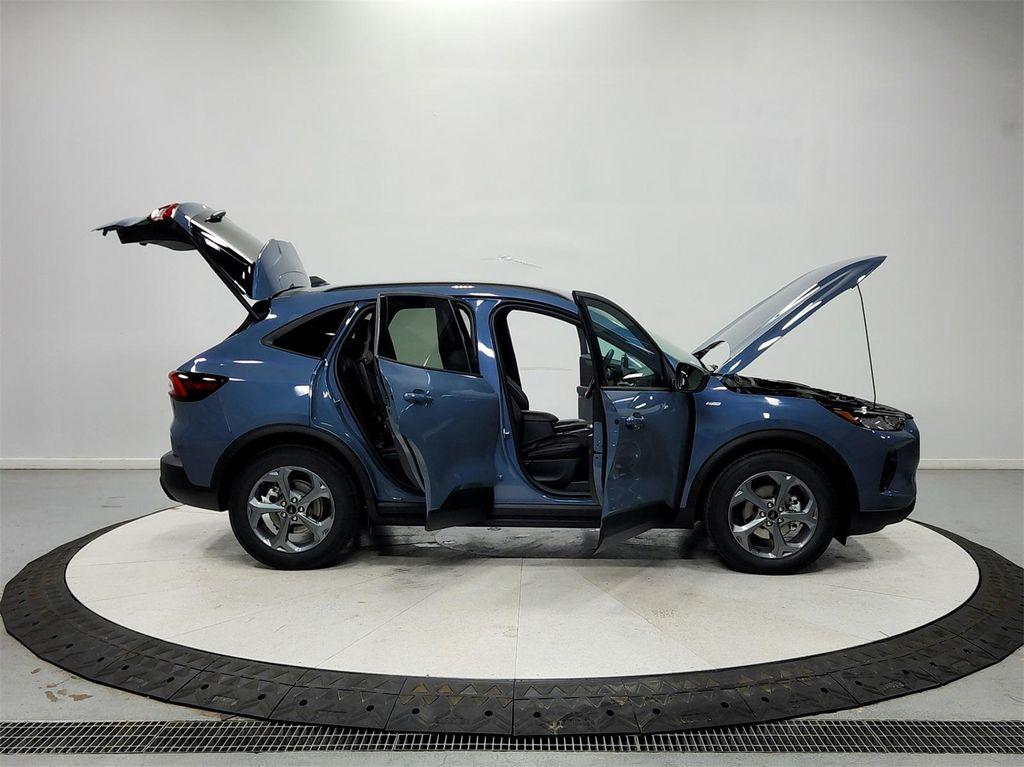 new 2026 Ford Escape car, priced at $33,166